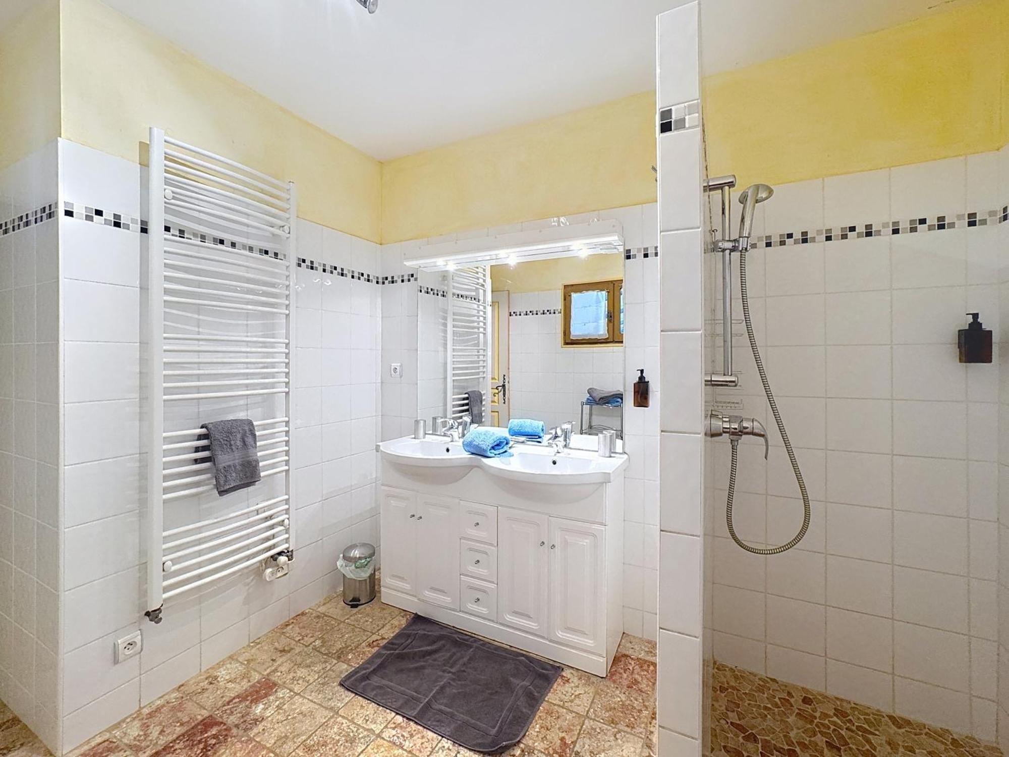 Holiday home Les Jardins De Bouteille *