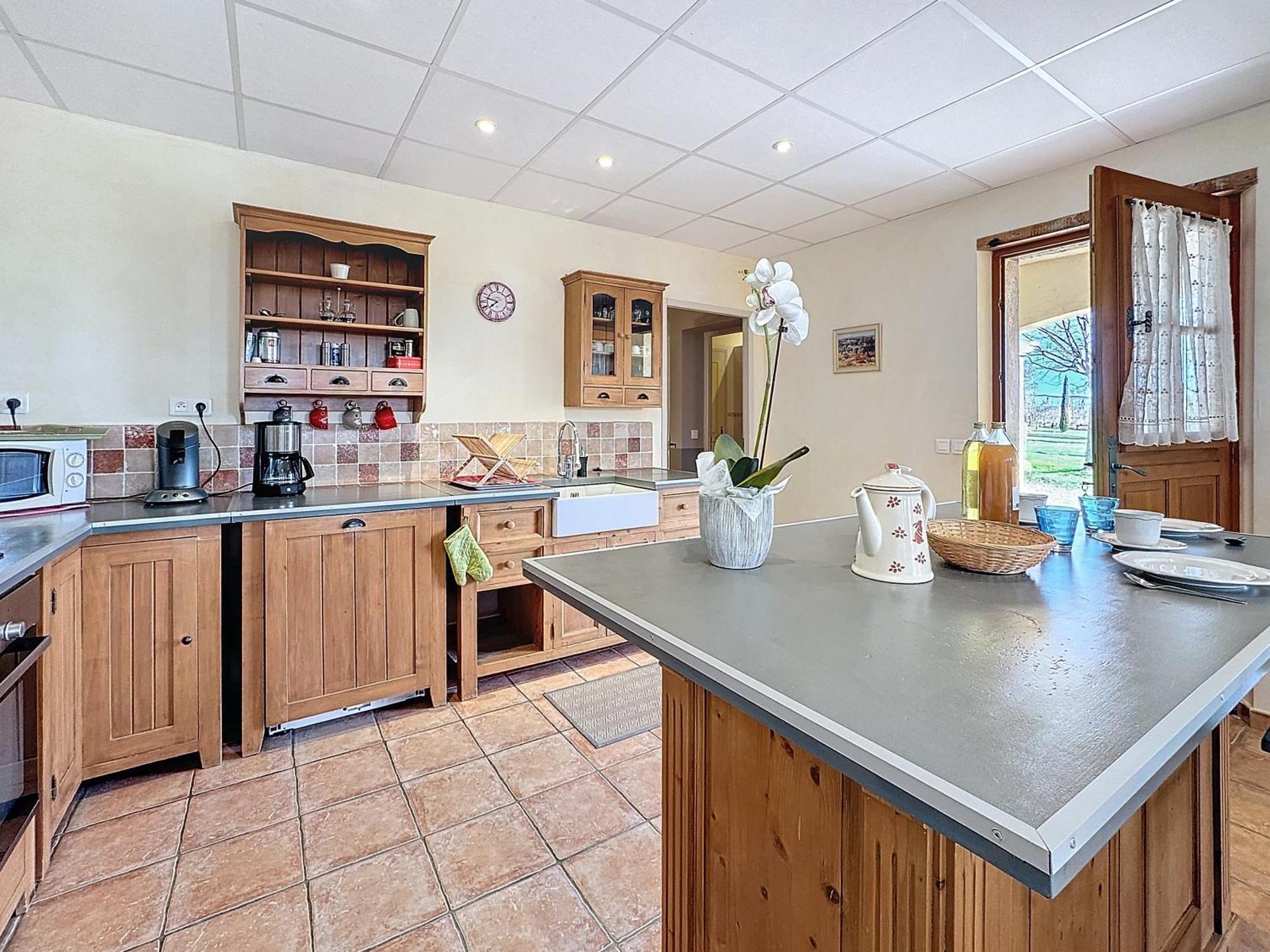 Les Jardins De Bouteille Holiday home